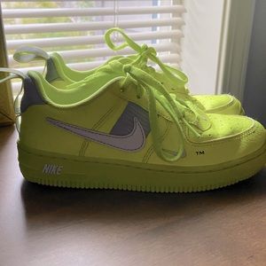 Toddler 13c Nike sneakers!